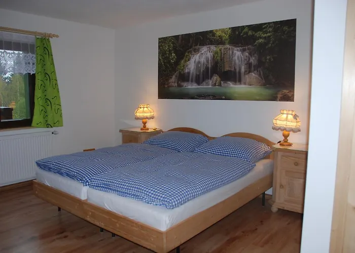 Nadejov Gæstehus 3*
